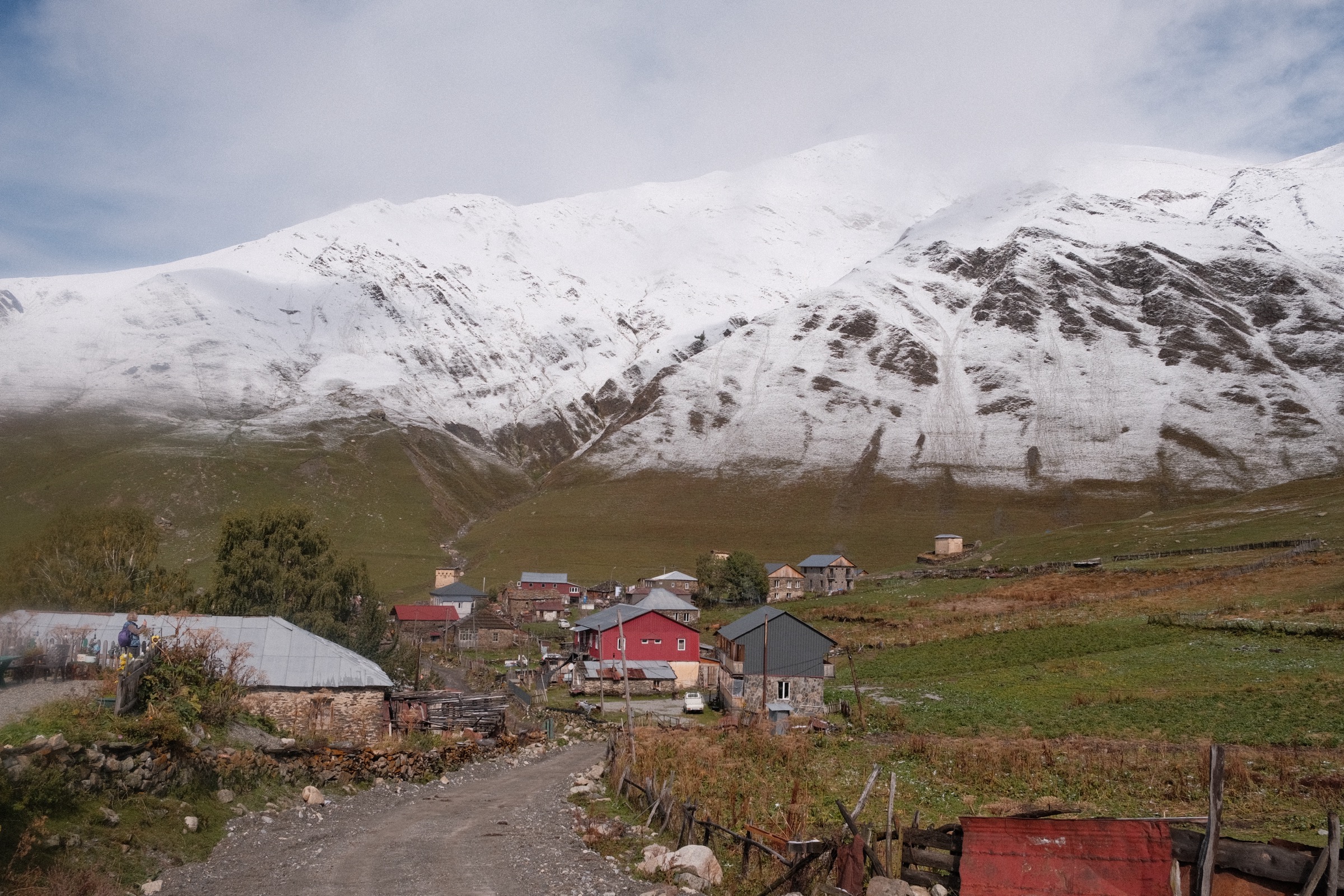 Trail leading towards Shkhara Glacier viewpoint